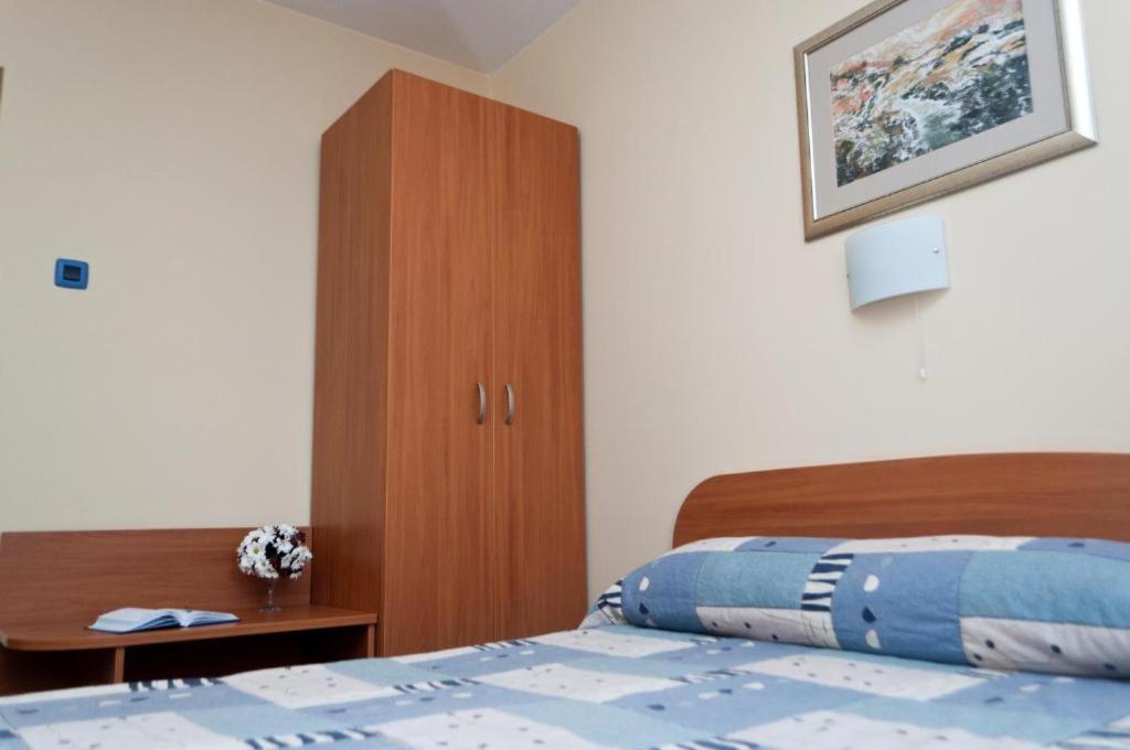Hotel Rostov Pleven Extérieur photo