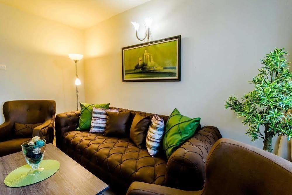 Hotel Rostov Pleven Extérieur photo