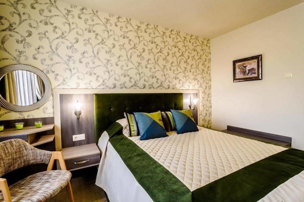 Hotel Rostov Pleven Extérieur photo
